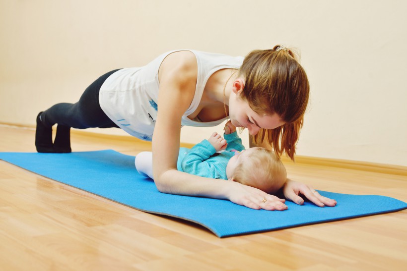 Mamafitness – Aufbaukurs Ganzkörperkräftigung (Level 2) Mamafitness – Aufbaukurs Ganzkörperkräftigung (Level 2)